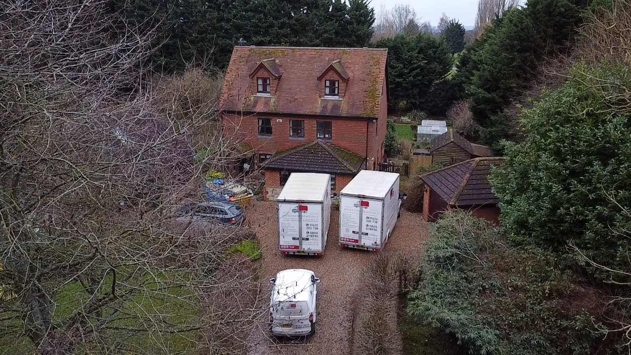 2023-01-24-11-26-11-887 Book Maidstone Removals for the best home relocation service. We are here to make your move smooth and hassle-free.
